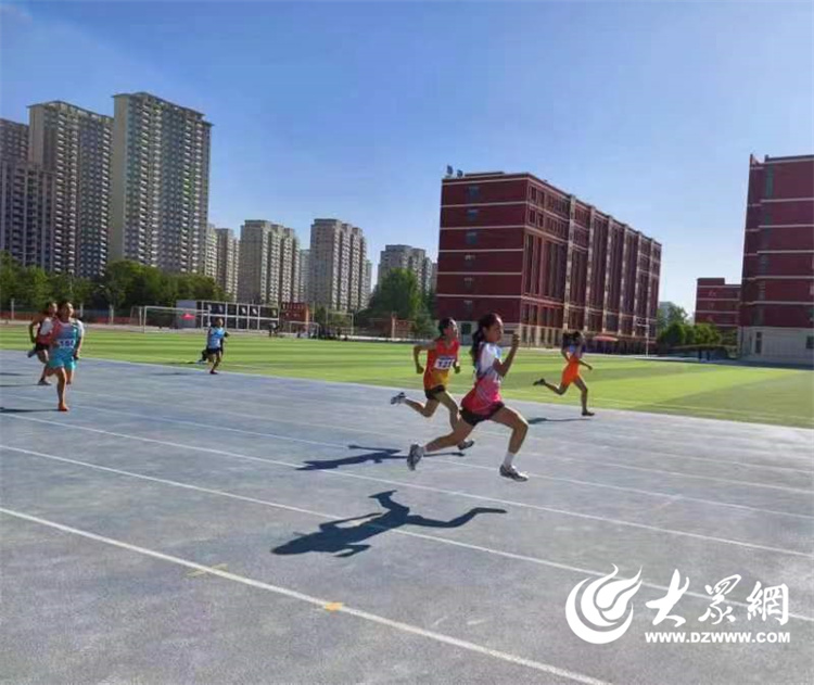 2024年枣庄市市中区“奔跑吧·少年”田径比赛暨市中区中小学生田径运动会圆满落幕(图5)