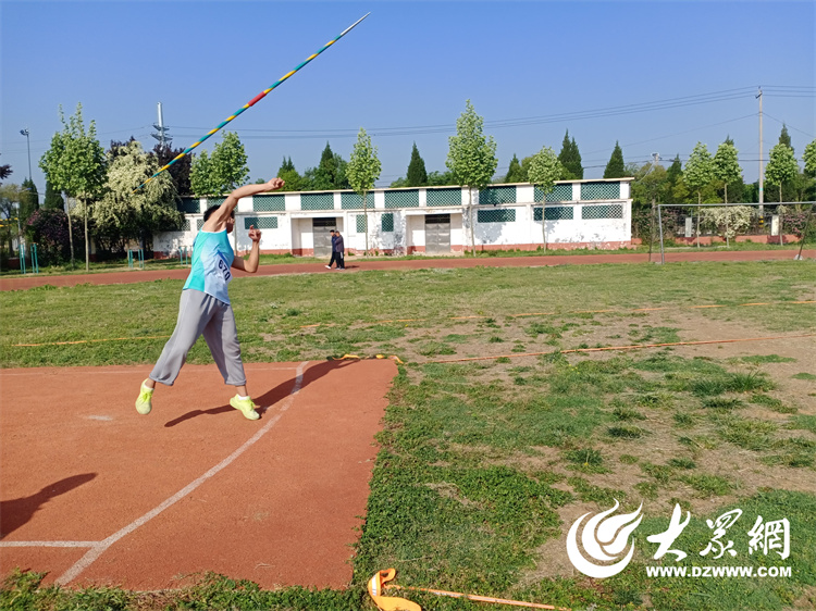 2024年枣庄市市中区“奔跑吧·少年”田径比赛暨市中区中小学生田径运动会圆满落幕(图6)