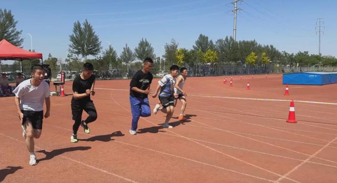 聚焦统一场地、统一器材、标准！直击2024年银川中考体育考试现场！(图3)