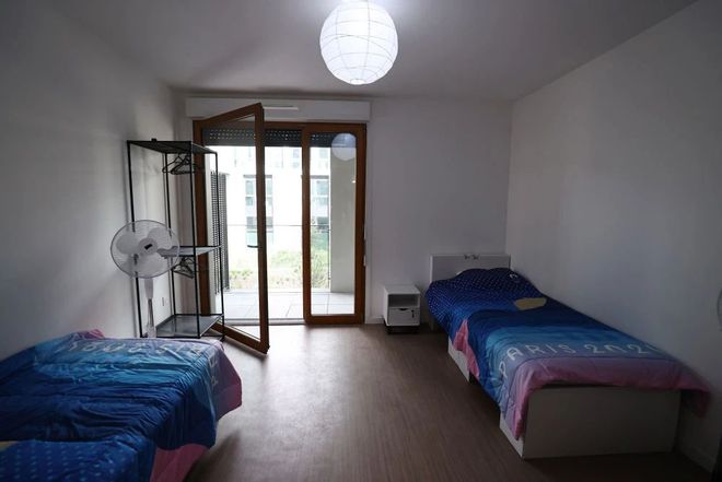 一觉醒来刷爆了！最时尚？最穷酸？巴黎奥运到底看点多？还是槽点多？(图8)