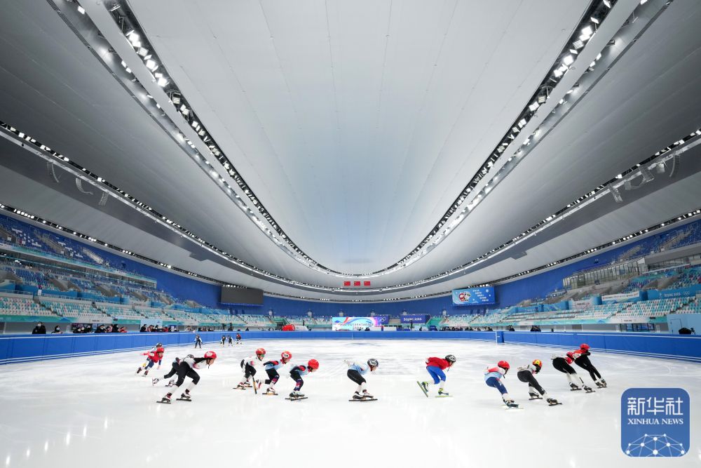 国社之镜·世纪光影丨体育强国之路上影像见证中国体育产业“加速跑”(图6)