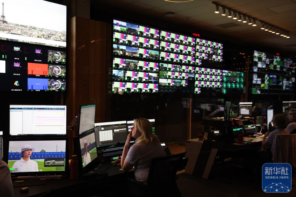 国社之镜·世纪光影丨体育强国之路上影像见证中国体育产业“加速跑”(图12)