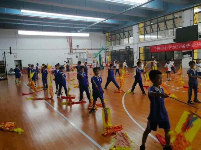 千林山小学：智慧+创意让“每天一节体育课”高质量落地(图2)