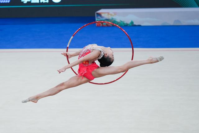 完美体育网站体育）艺术体操——全国青少年冠军赛：少年A组个人赛赛况(图2)