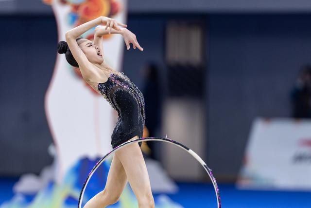 完美体育网站体育）艺术体操——全国青少年冠军赛：少年A组个人赛赛况(图4)