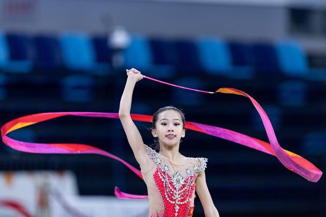 完美体育网站体育）艺术体操——全国青少年冠军赛：少年A组个人赛赛况(图7)