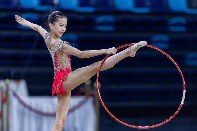 完美体育网站体育）艺术体操——全国青少年冠军赛：少年A组个人赛赛况(图17)