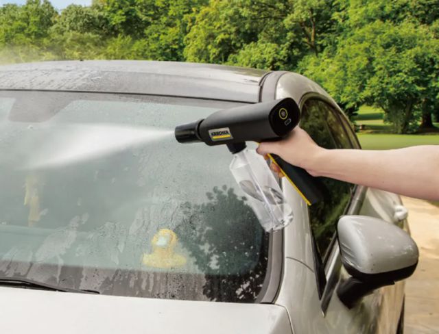 可以自动导航的扫地机器人、可以有效减震的智能跑步机首发新品门道多进博天花板(图10)