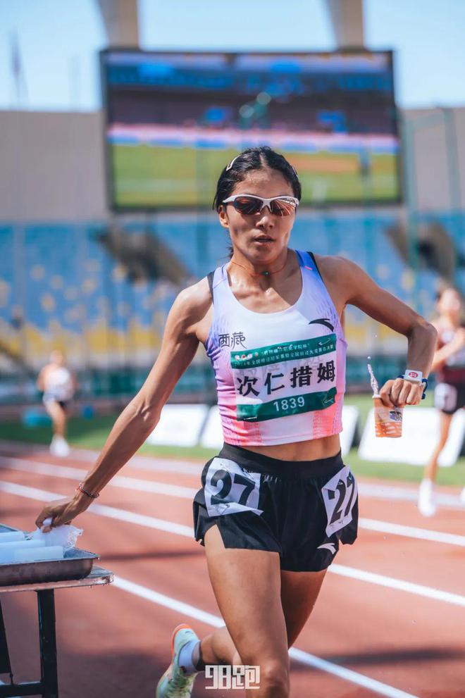 完美体育网站中国中长跑年度十强2024回顾(图25)
