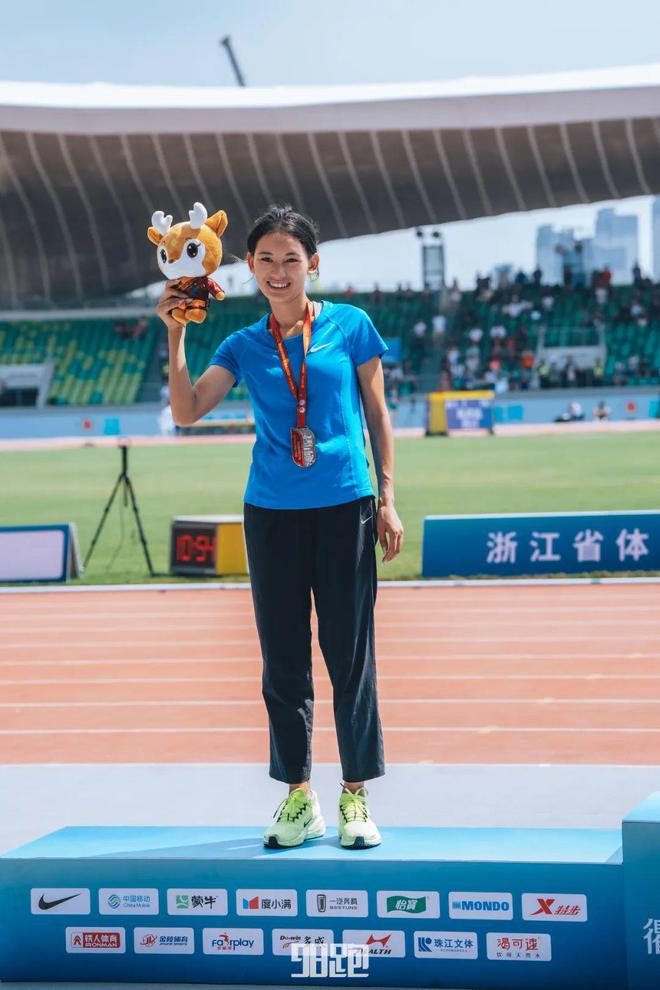 完美体育网站中国中长跑年度十强2024回顾(图27)