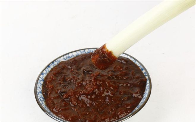 东北人爱吃的5道菜却走不进南方市场南方人：宁愿饿着也不想吃(图2)