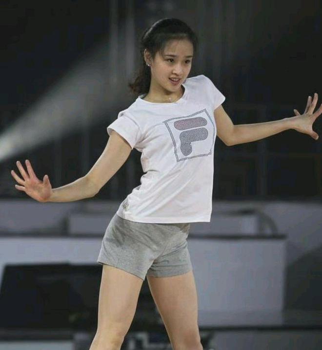 世界体操界10大美女中国4人韩国3人日本2人第一没争议！(图8)