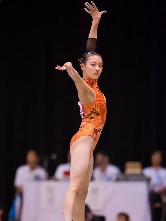 世界体操界10大美女中国4人韩国3人日本2人第一没争议！(图18)