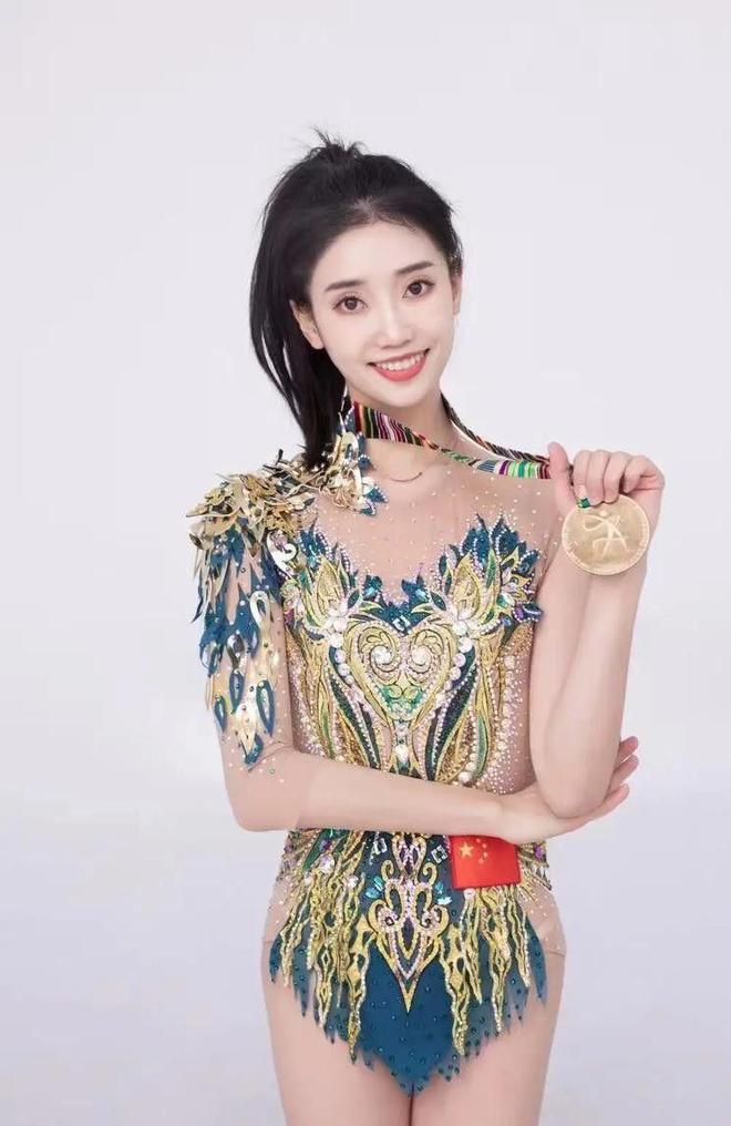 世界体操界10大美女中国4人韩国3人日本2人第一没争议！(图36)