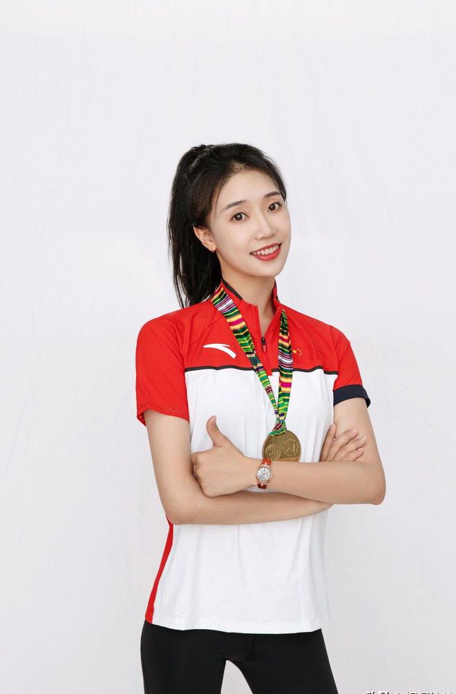 世界体操界10大美女中国4人韩国3人日本2人第一没争议！(图39)