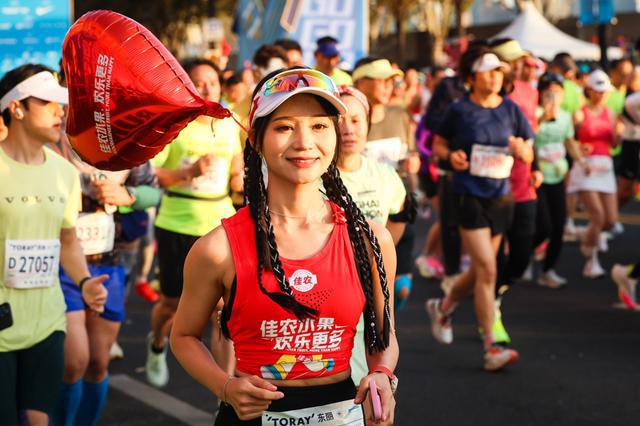 成绩快、运营精、服务细每年最早举办的世界马拉松大满贯赛事大有门道！(图12)