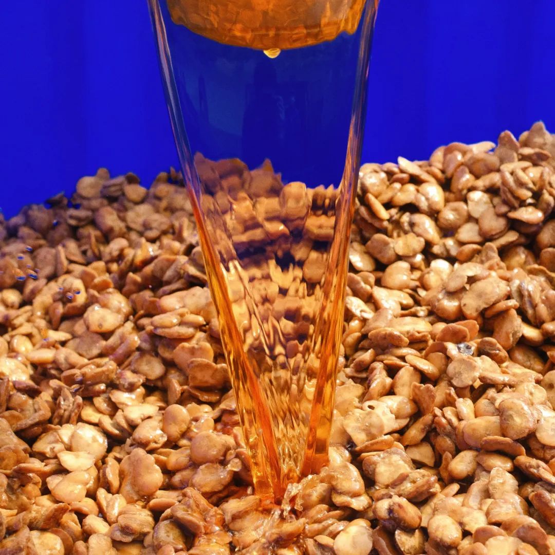 豆完美体育网站瓣酱“爱上”老鹰茶非遗焕新香飘万里(图2)