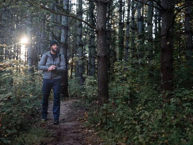 男子穿越鳌太线失联多日获救；恩施大峡谷引入外骨骼“机器腿”犀牛说完美体育(图21)