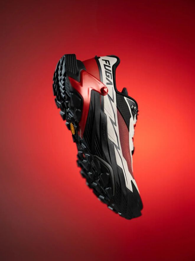 男子穿越鳌太线失联多日获救；恩施大峡谷引入外骨骼“机器腿”犀牛说完美体育(图11)