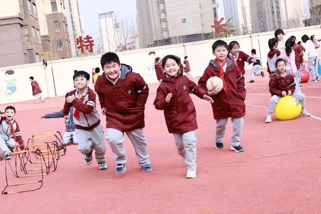 教育完美体育网站“动能”全开校园活力“满格”！(图9)