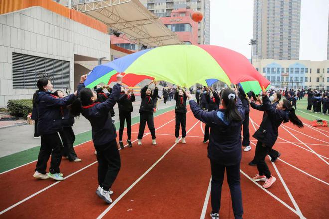 教育完美体育网站“动能”全开校园活力“满格”！(图13)