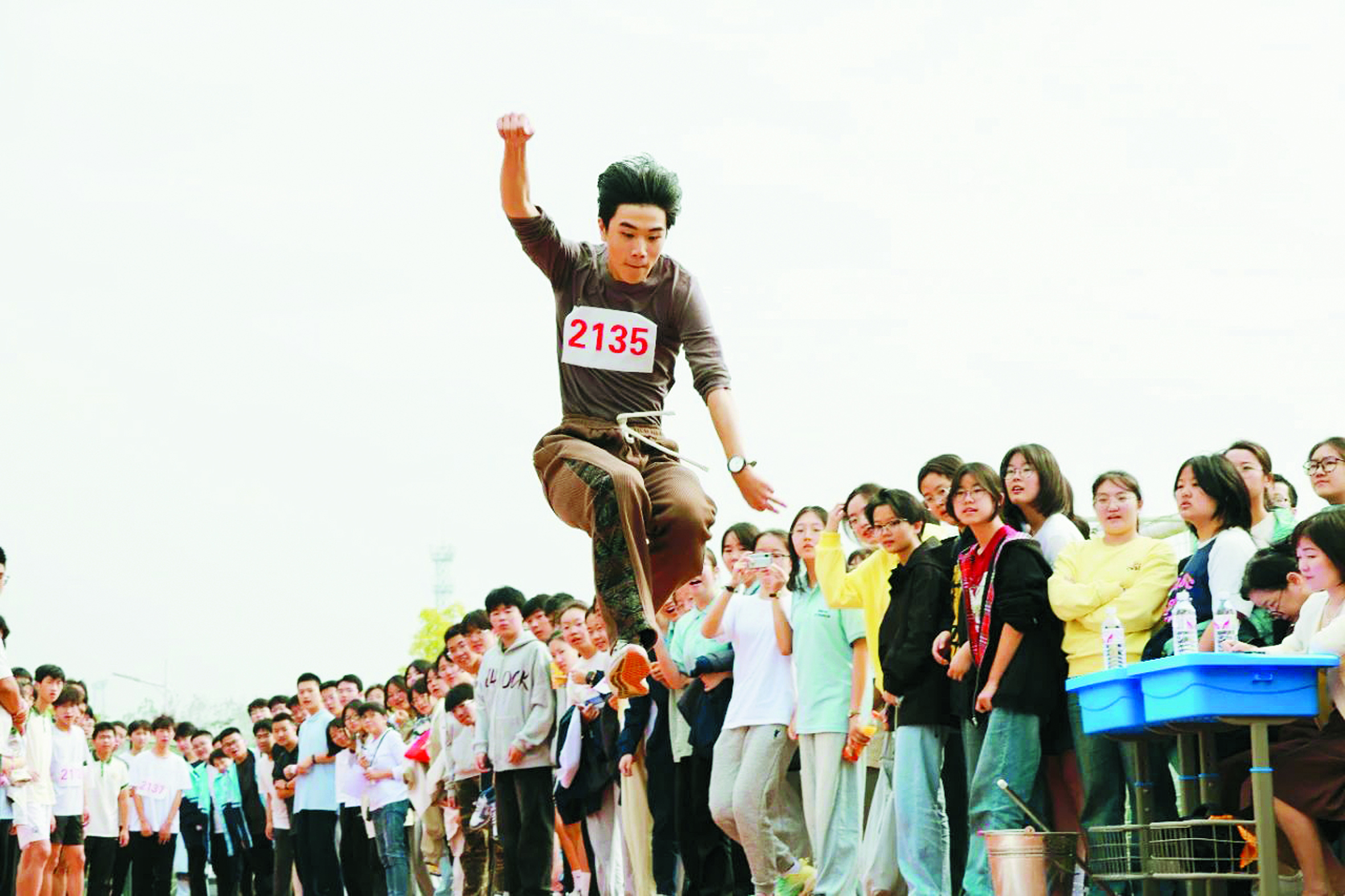 完美体育网站校园体育让学生动起来强起来(图2)