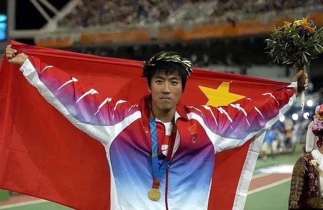 看到冉莹颖痛哭才明白刘翔有多“清醒”难怪他如今身家10亿！(图3)