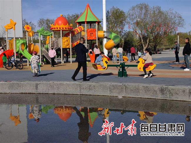 玉门：全完美体育网站民健身乐享运动(图2)