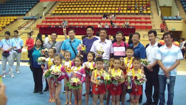 世界冠军！这个高难度动作以昆明姑娘杨凡予微的名字命名(图5)