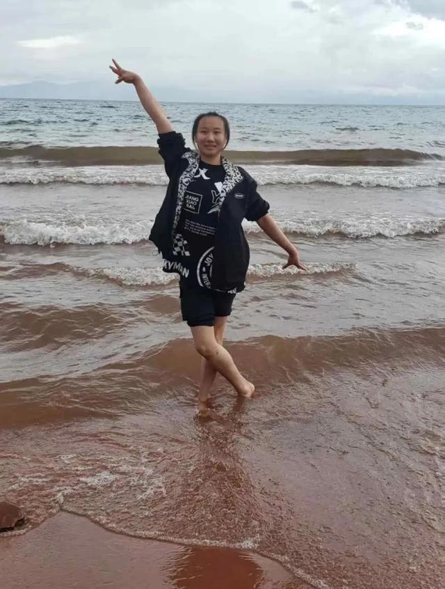 世界冠军！这个高难度动作以昆明姑娘杨凡予微的名字命名(图8)