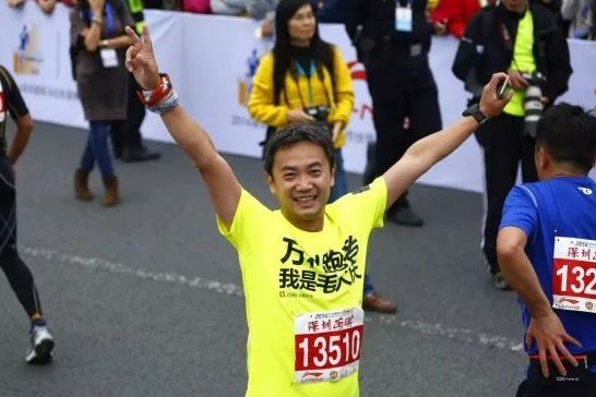 完美体育当跑步变成一场断舍离：2025年低配跑步正在悄然流行(图4)