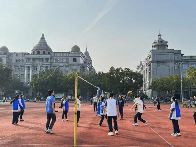 中小学生每天体育锻炼不低于2小时！成都最新政策来了(图5)