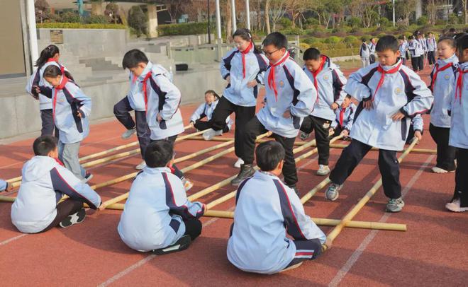 中小学生每天体育锻炼不低于2小时！成都最新政策来了(图9)