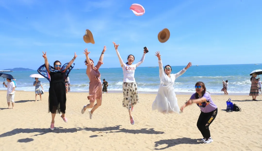 完美体育康姿百德集团公司筑梦未来人才战略引领企业高飞(图3)