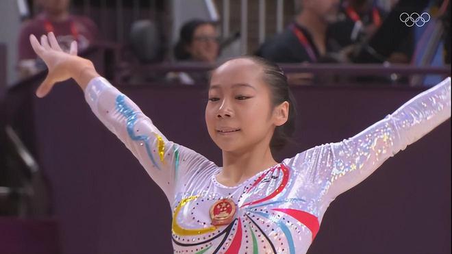 身高仅1米37的奥运冠军20岁迎来二次发育退役多年她过得如何(图17)