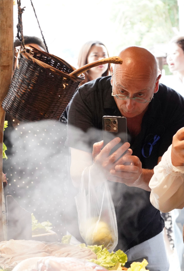 完美体育网站神州答卷丨从“大运之城”到“世运之城”成都“以赛营逐梦启航(图14)