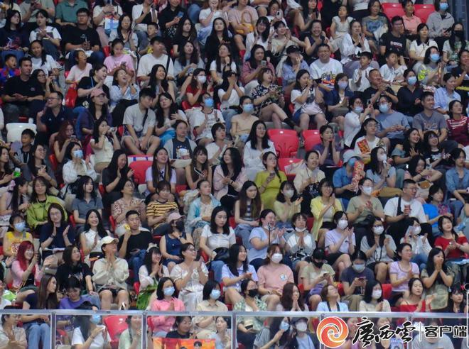 完美体育2025年全国体操锦标赛落幕南宁赛场展现体育热情和传承(图3)