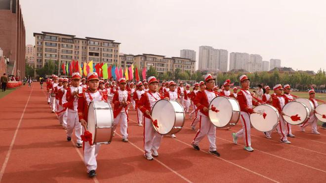 滨州经济技术开发区2025年中小学生田径运动会开幕(图4)