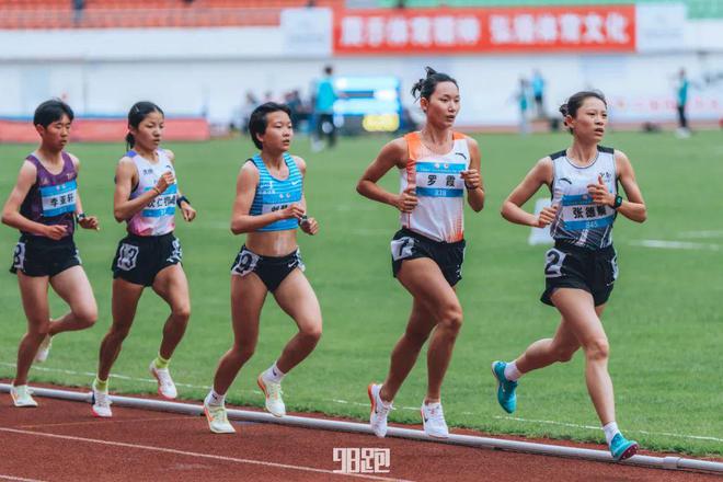 完美体育网站2025全国田径场地赛火热开启！(图3)