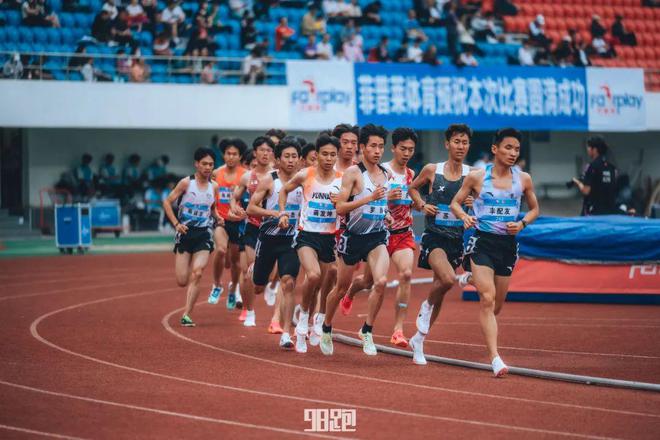 完美体育网站2025全国田径场地赛火热开启！(图7)