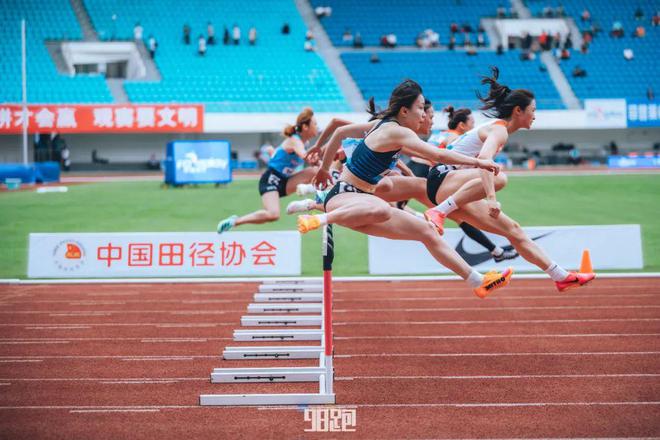 完美体育网站2025全国田径场地赛火热开启！(图5)