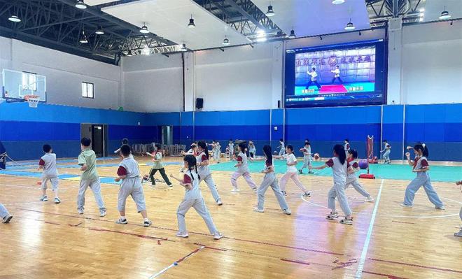 体育课“天天见”溧水试点～(图2)