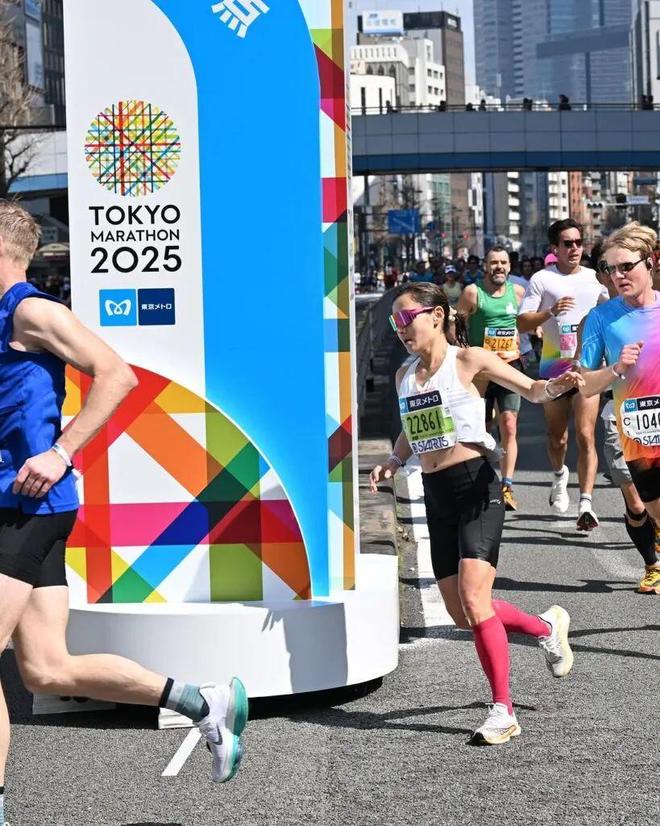 【人物】张嘉儿：从骨折躺平到全马破三！(图5)