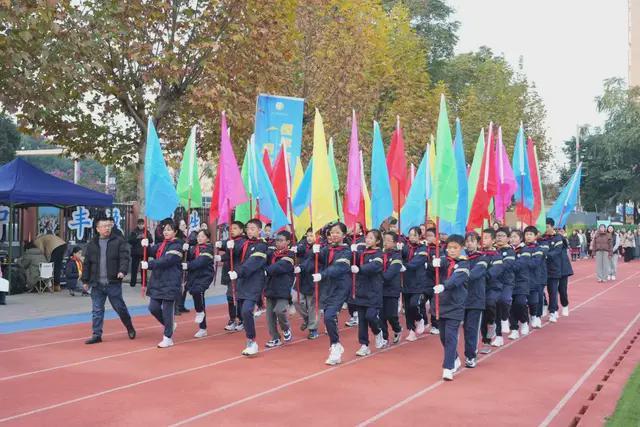 四川天府新区锦江小学悦享运动启航未来(图3)