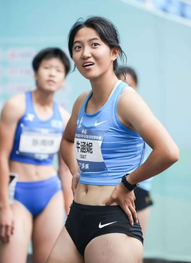 短跑新秀！德州“小妮”备战全国青少年田径运动会(图1)