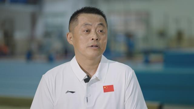 长沙伢子张博恒奥运会摘银：小时候爱哭鼻子如今作为体操队长完美体育登上领奖台(图4)