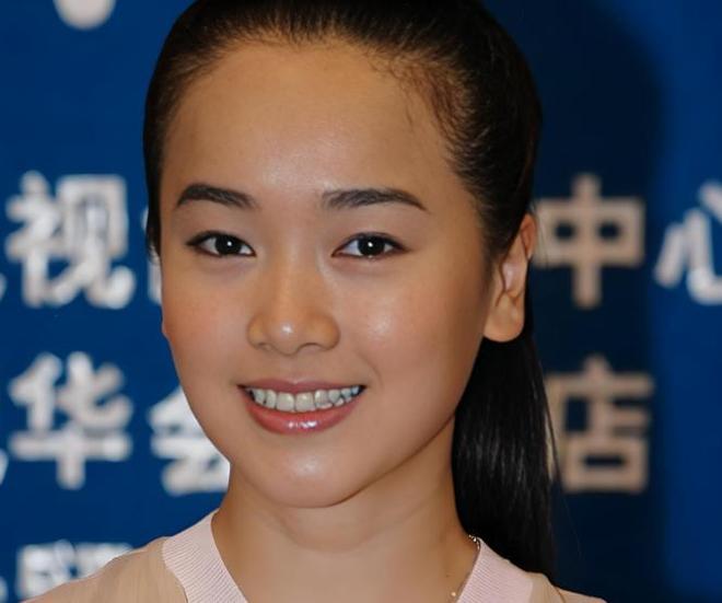谁也没想到“绯闻不断”的女神左小青因完美体育网站为段奕宏再次爆红(图6)
