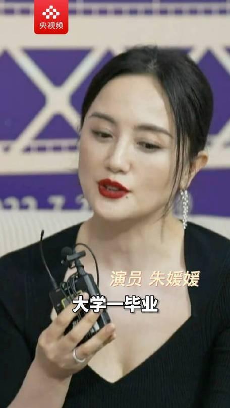 李乃文一觉醒来被怒批！朱媛媛离世当天直播大笑真相被侯勇说中(图3)