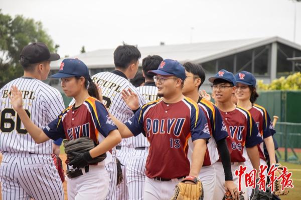 小小棒垒球挥出新天地(图4)