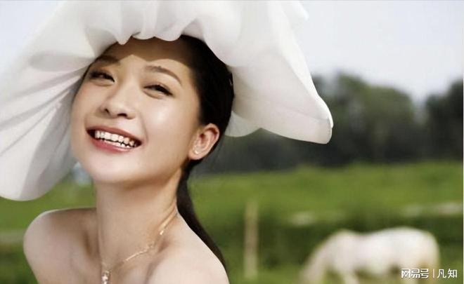 命苦的体操女神：遭富豪丈夫背叛儿子眼睁睁被抢最终净身出户完美体育(图2)